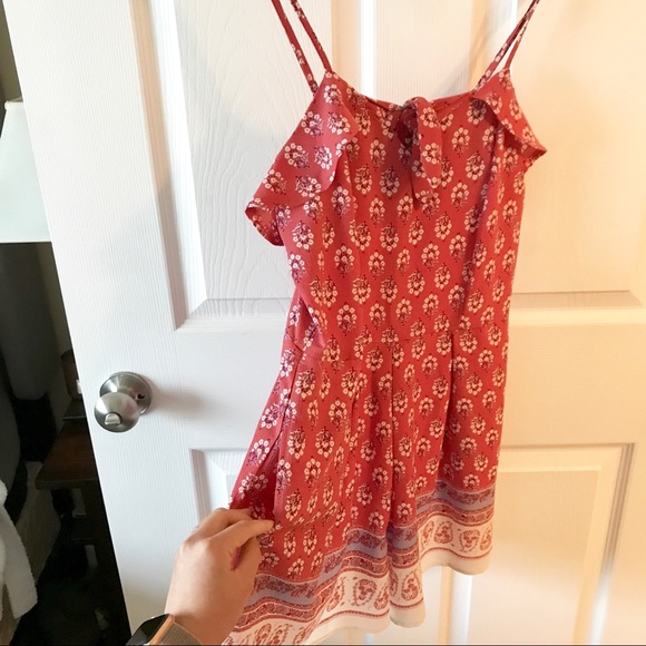 💫 BOGO Floral Romper - Picture 3 of 5